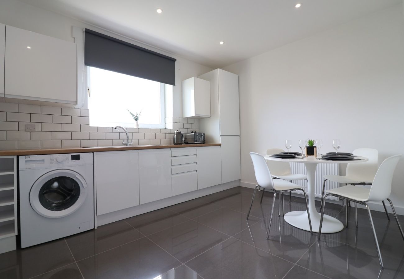 Apartment in Cumbernauld - Hattrix View - Cumbernauld