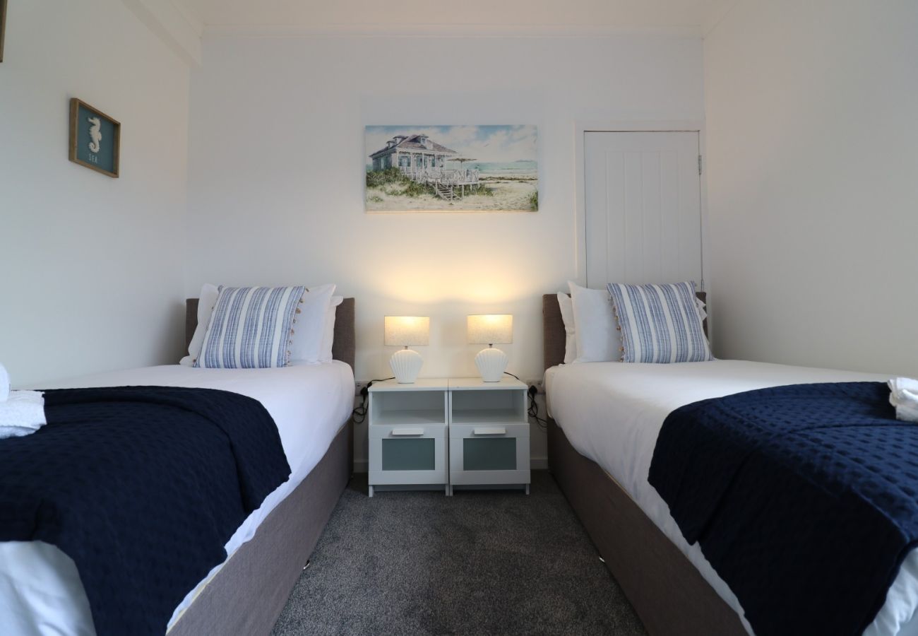 Apartment in Cumbernauld - Hattrix View - Cumbernauld