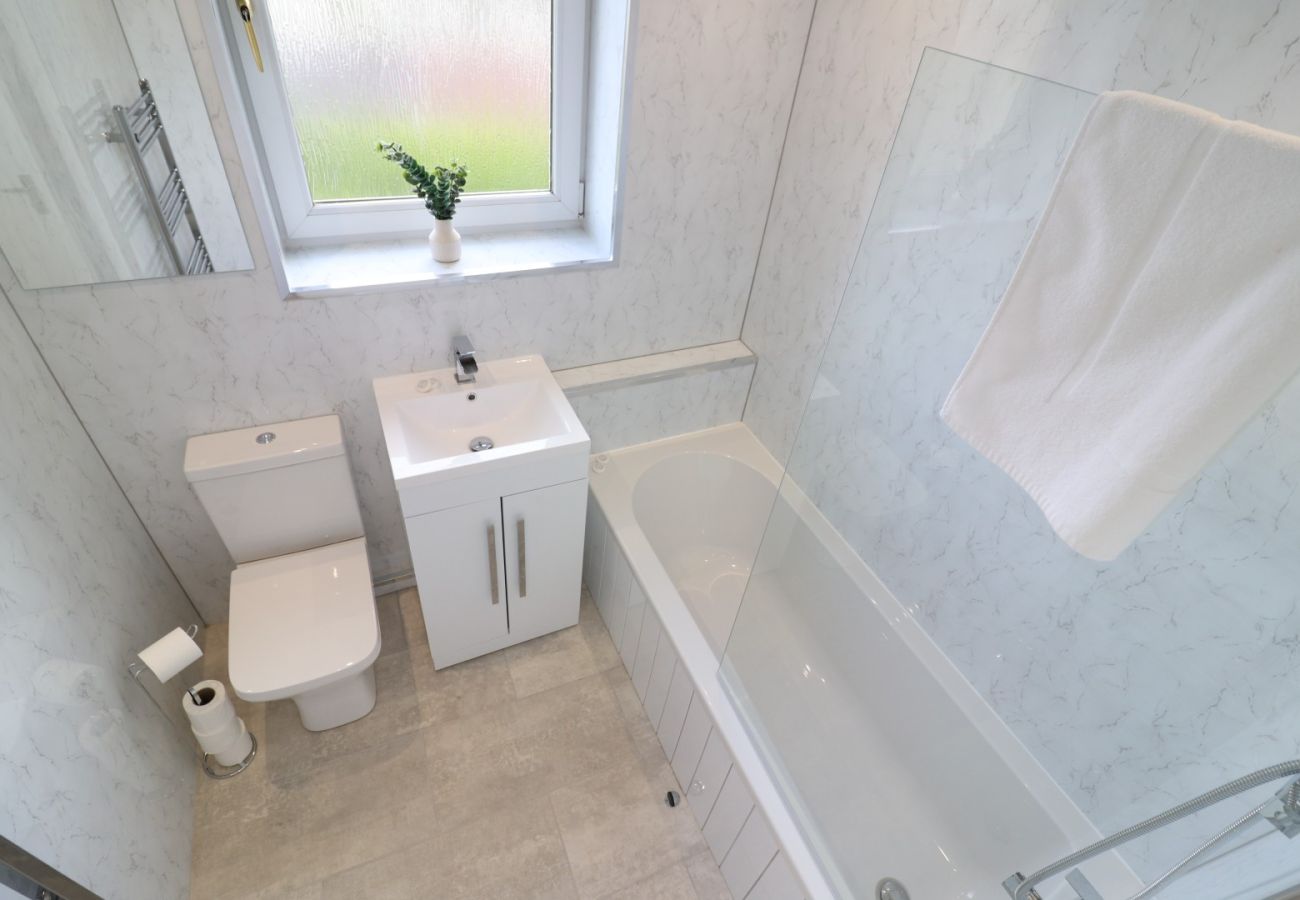Apartment in Cumbernauld - Hattrix View - Cumbernauld