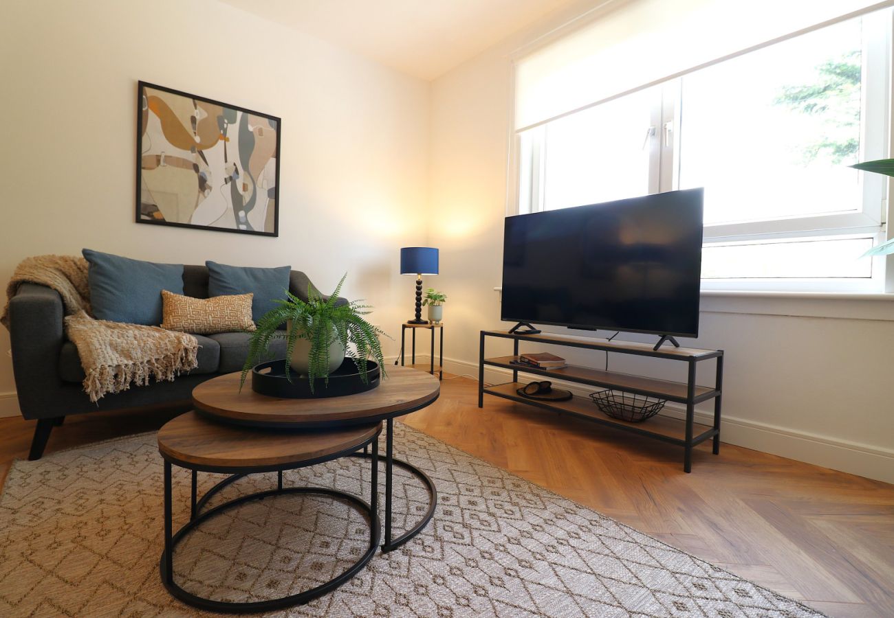 Apartment in Coatbridge - Oak House - Coatbridge