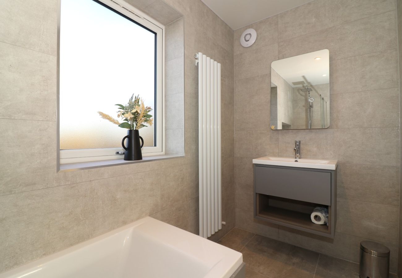 Apartment in Wishaw - Duncan House - Wishaw