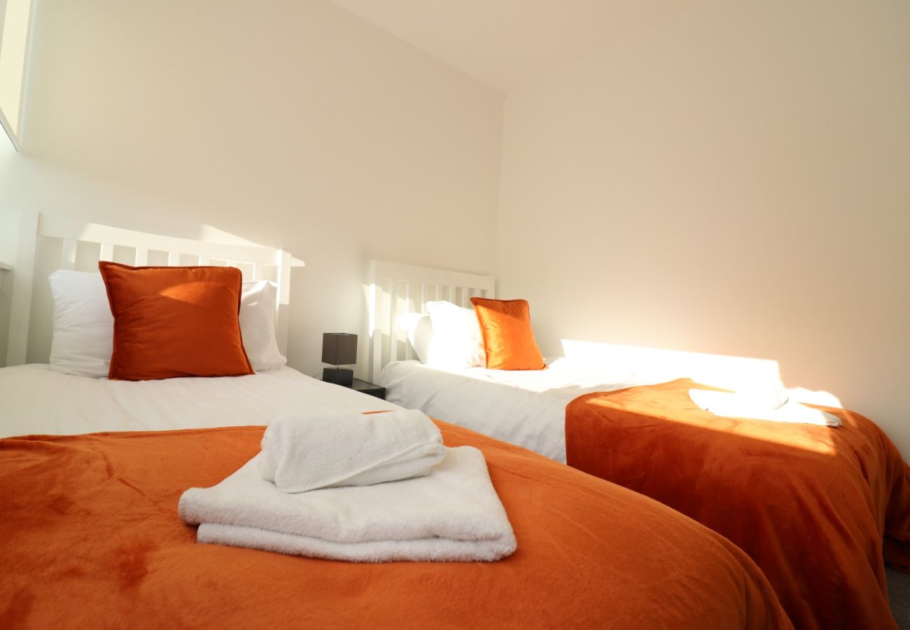 Apartment in Wishaw - Duncan House - Wishaw