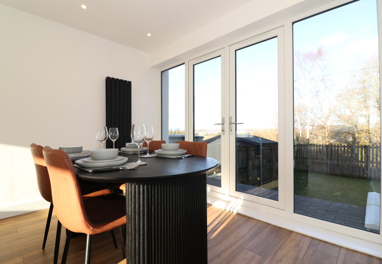 Apartment in Wishaw - Duncan House - Wishaw