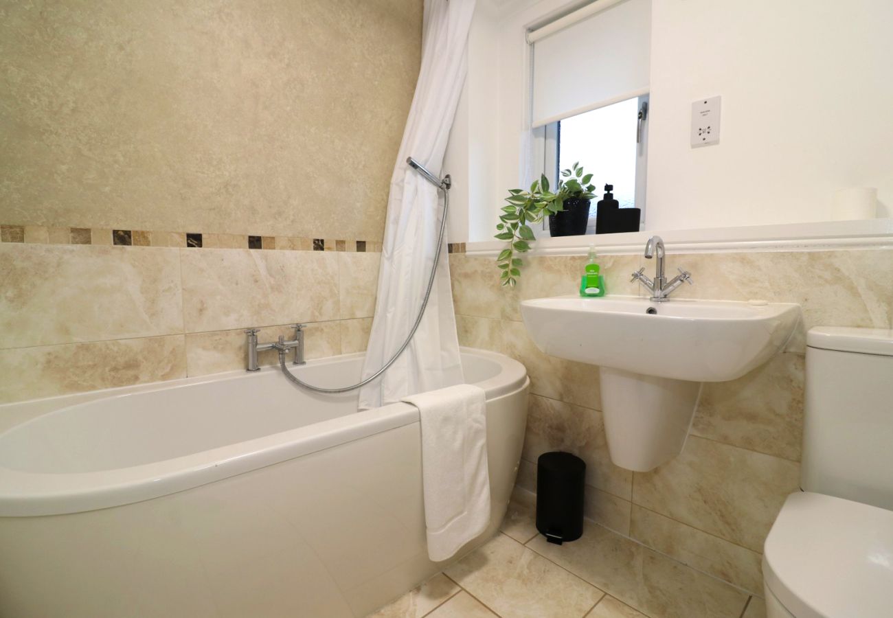 Apartment in Drumchapel - Summerhill House - Drumchapell