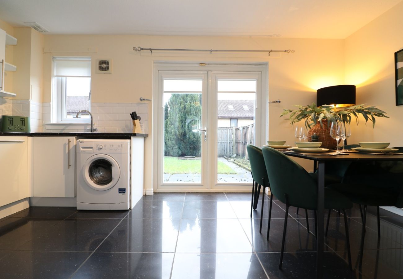 Apartment in Drumchapel - Summerhill House - Drumchapell